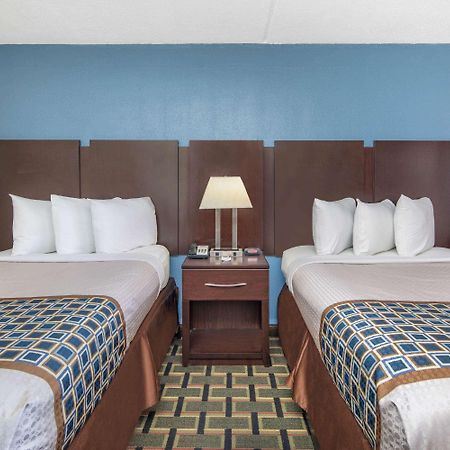 Travelodge By Wyndham Savannah Area/Richmond Hill Luaran gambar