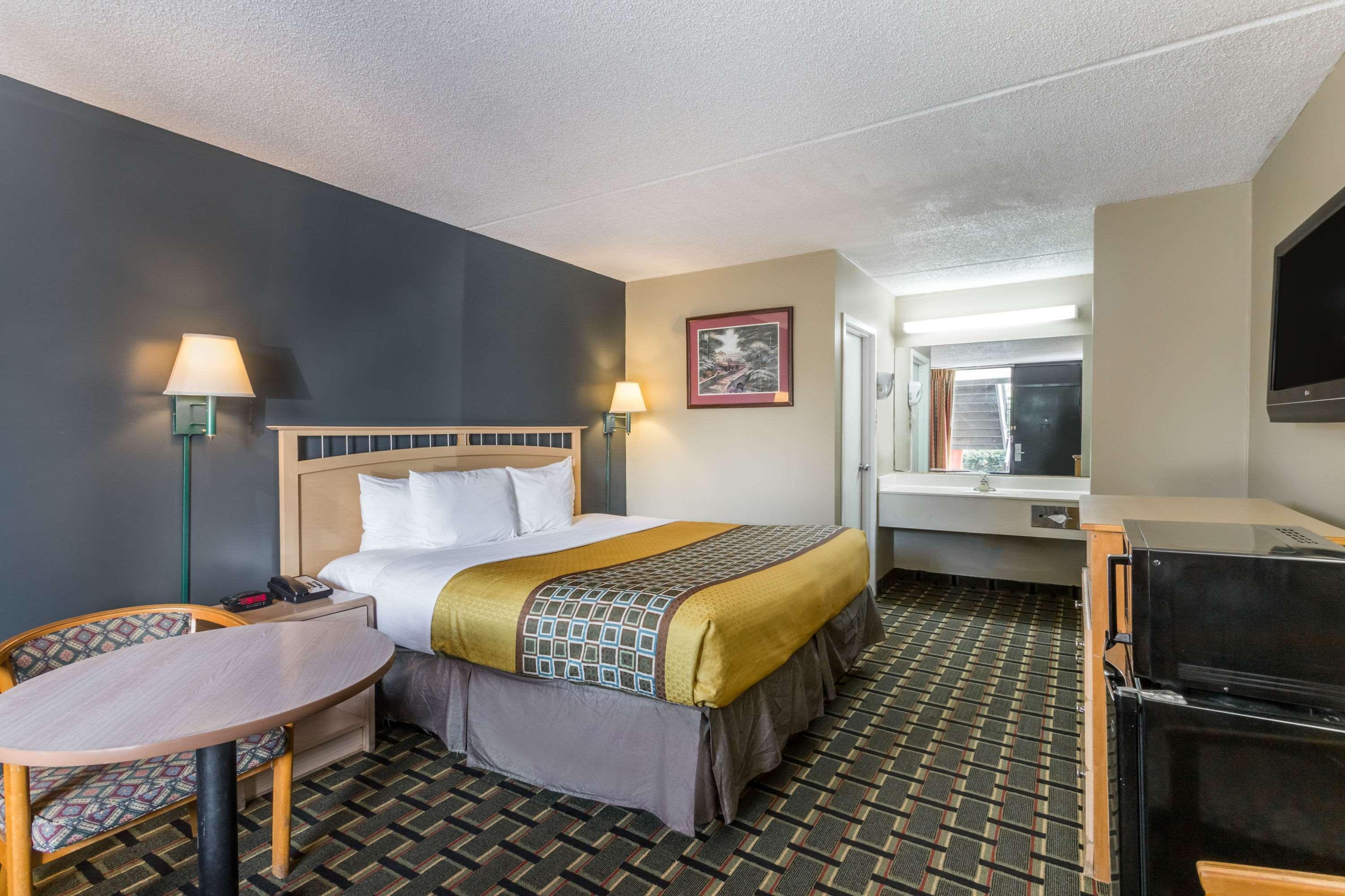 Travelodge By Wyndham Savannah Area/Richmond Hill Luaran gambar