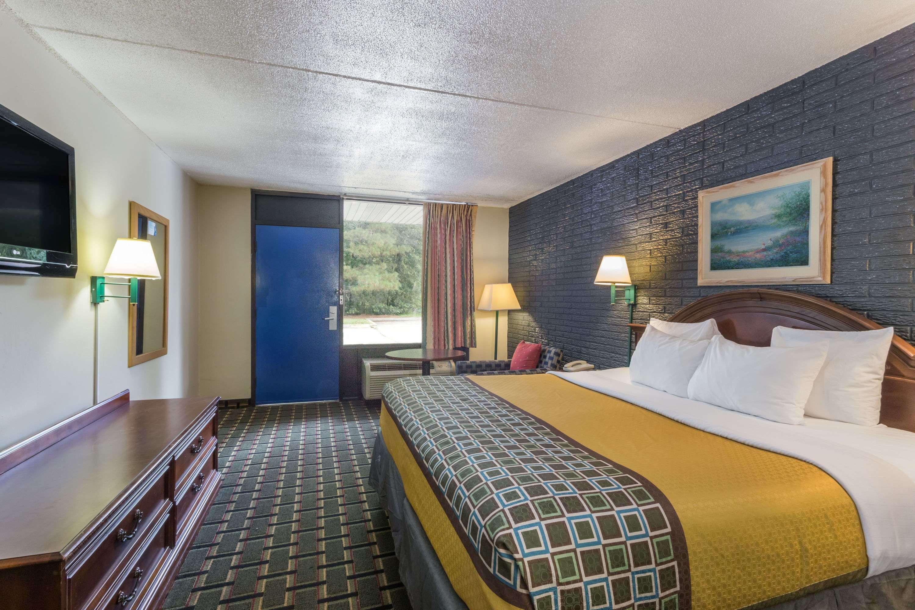 Travelodge By Wyndham Savannah Area/Richmond Hill Luaran gambar