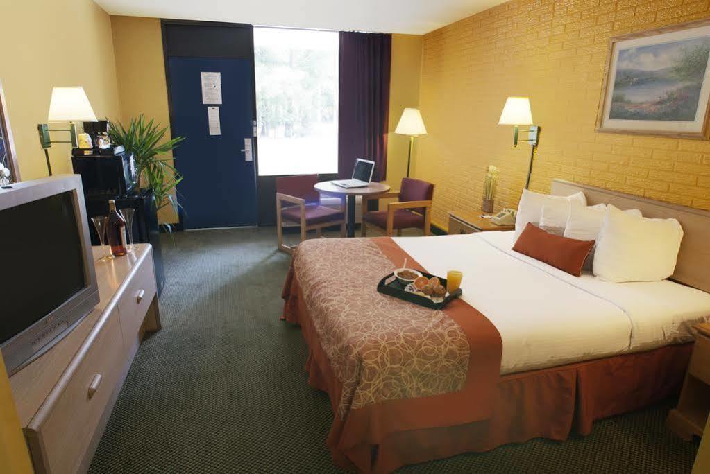 Travelodge By Wyndham Savannah Area/Richmond Hill Luaran gambar